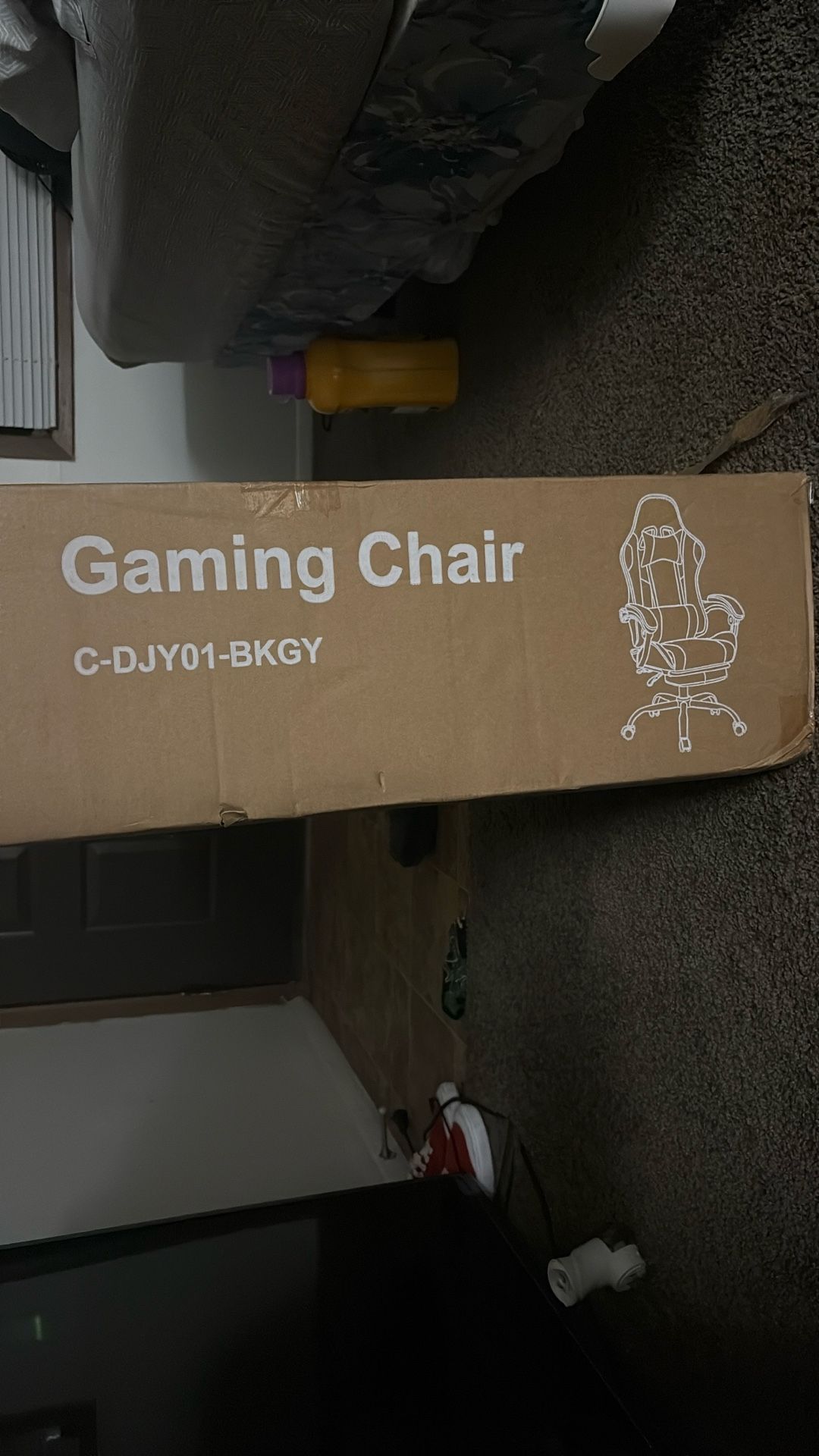 GAMING CHAIR