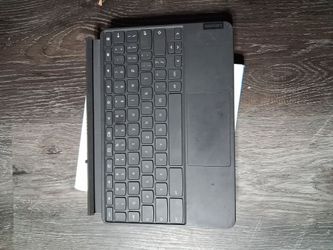 Keyboard for a tablet