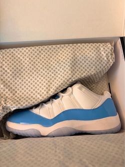 Jordan 11 UNC