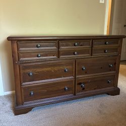 Kids Room Desk Set 