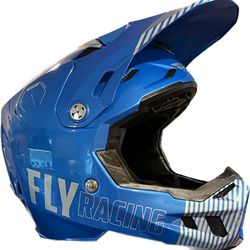 FLY Racing Motorcycle  Helmet, Like New! Formula CC, Lightweight, Large