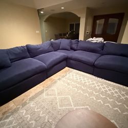 5-Piece Modular Sectional Sofa – Like New – 5-Year Premium Warranty Included