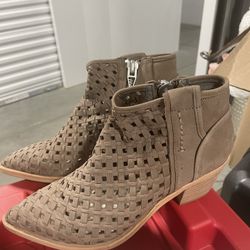 Dolce Vita Booties 