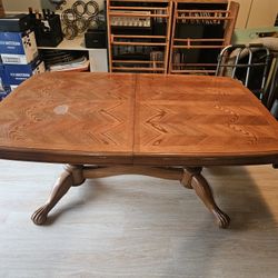 Dining Room Table/6 Claw Foot Chairs