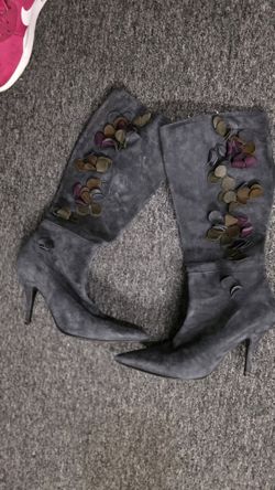 ITALIAN SUEDE BOOTS SIZE 38.5