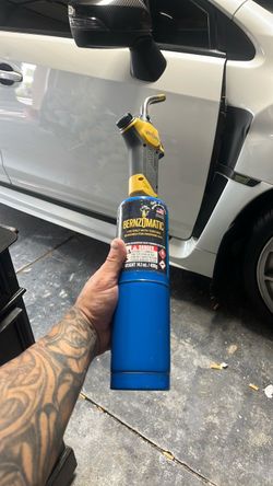 Bernzomatic torch with trigger