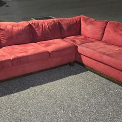 Sectional sofa (DELIVER OPTION)