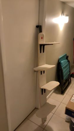 White 4Tier Wall-Mounted Cat Tree