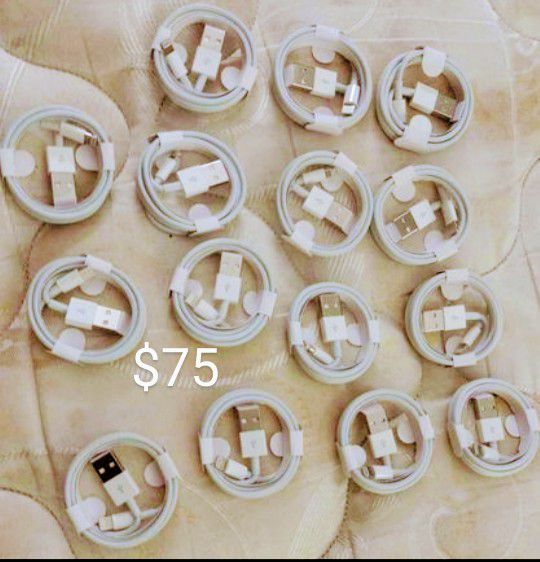 15 Units Of Original Apple iPhone Chargers 
