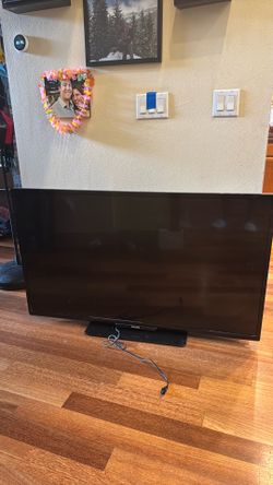 55" Philips Funai LED TV - Great Condition!