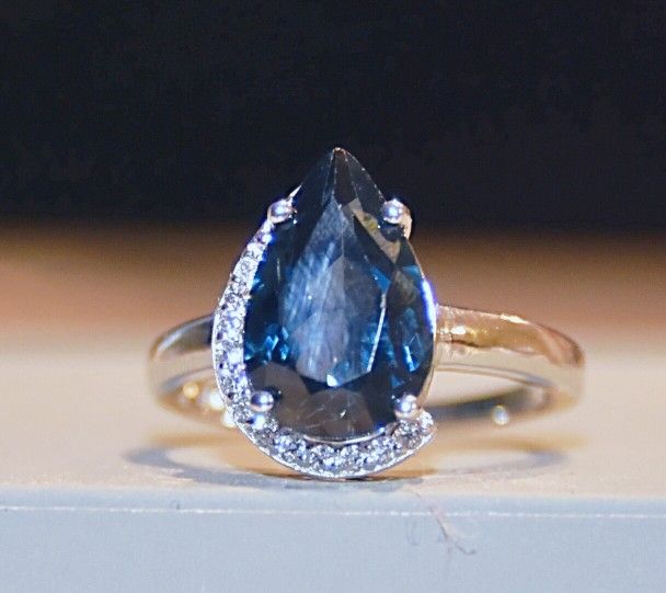 Dazzling London Blue Topaz Sterling Silver Ring