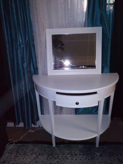 Vanity/ entryway table