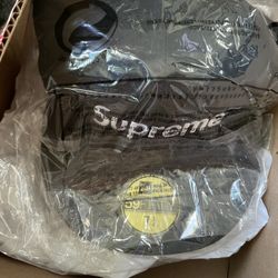 Supreme New Era Box Logo Fitted Black