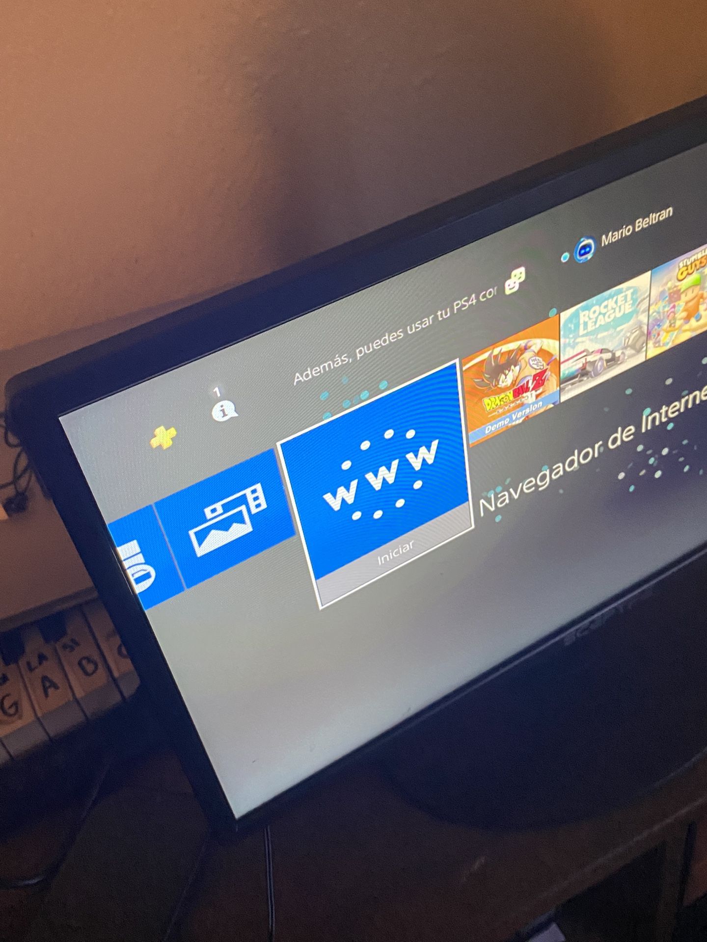 It Work Good Ps4 And With Controller 