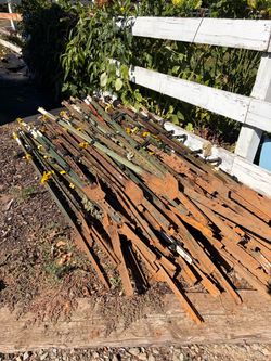 Metal T-posts