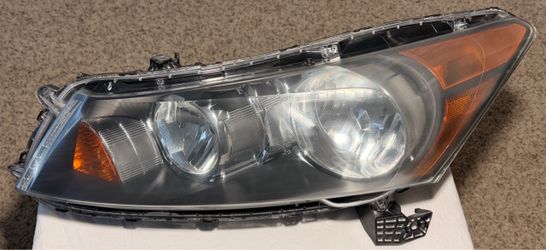 OEM Honda Accord Driver Side Headlight 2008-2012 | Stanley |
