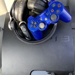PS3 W/Controller & 2 Games 