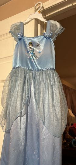 Vestido De Cenicienta Para Este Halloween En Buena