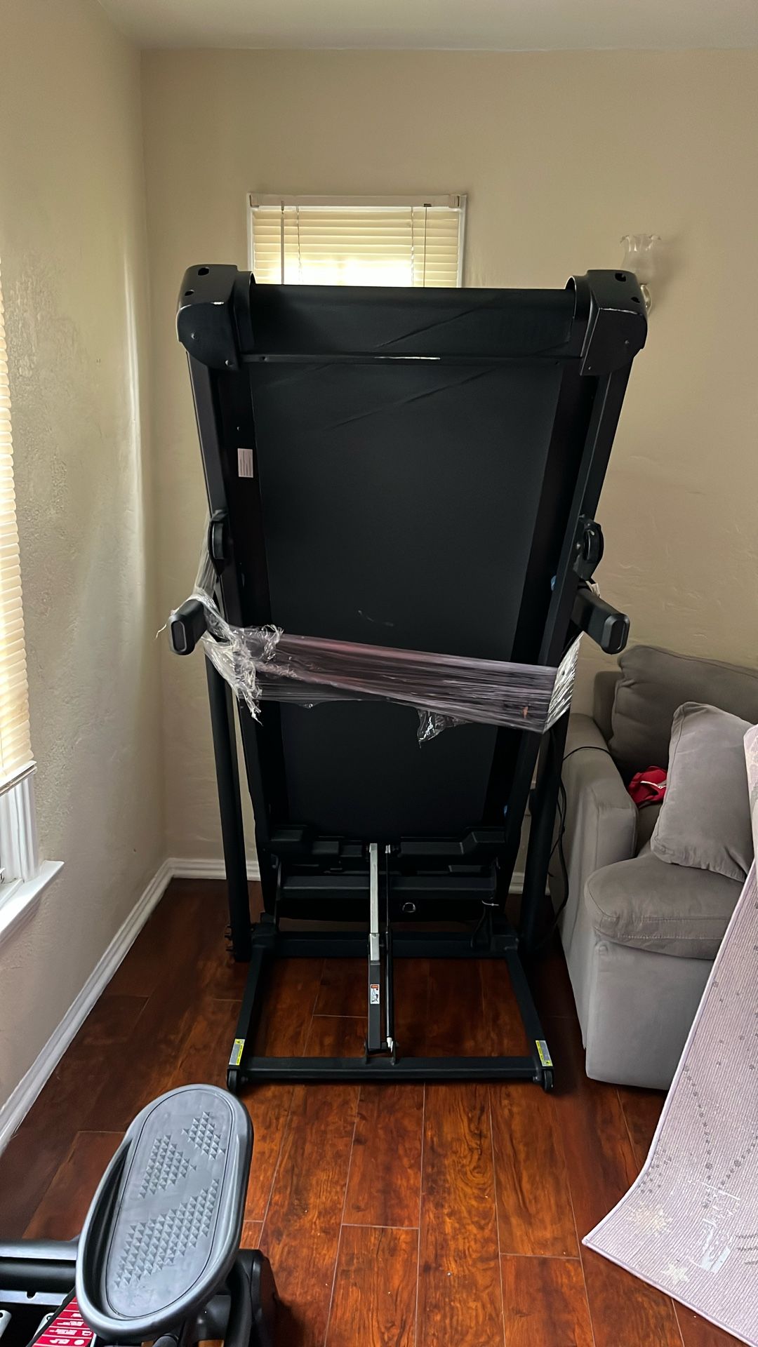 Horizon Treadmill 15 Incline