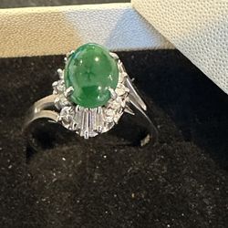 PLATINUM DIAMOND RING 