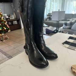 Women Boots Size 7 New