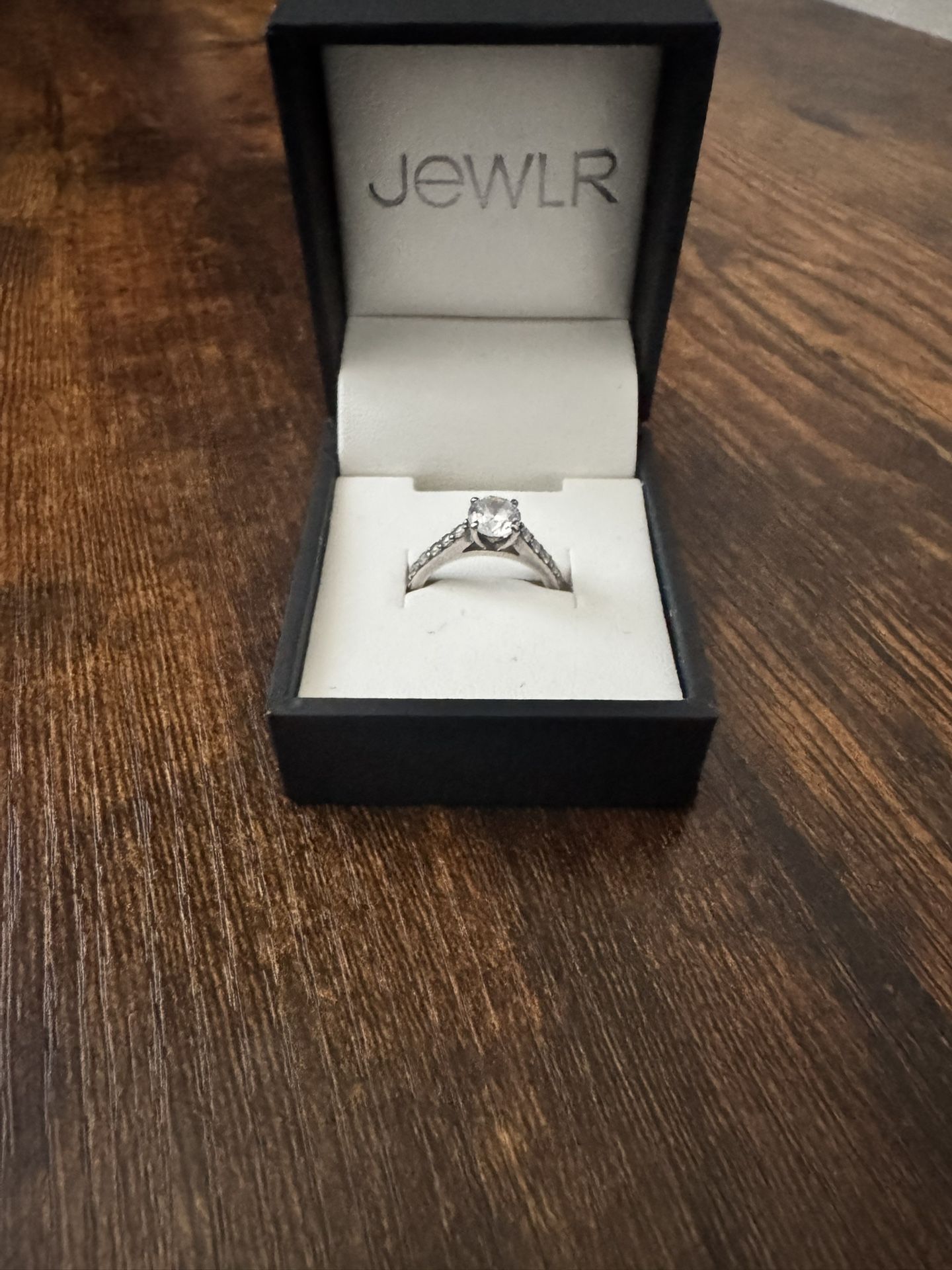 Engagement/promise Rings Size 4.5