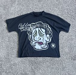 Hidden Society Cropped Black Graphic Tee