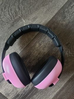 Baby Banz Infant Hearing Protection Earmuffs in Baby Pink
