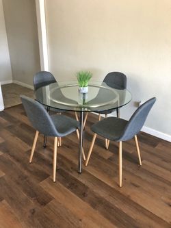 Modern Glass Round Dining Table Set
