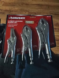 Husky 3 Piece Locking Pliers Set