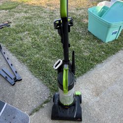 BISSELL Upright Vacuum model 2690
