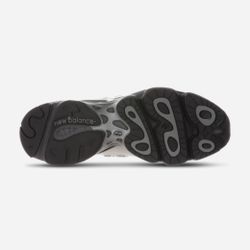 New Balance 100 Black And Silver Size 10