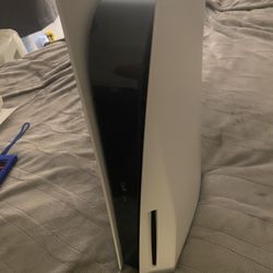 PlayStation 5 825 GB