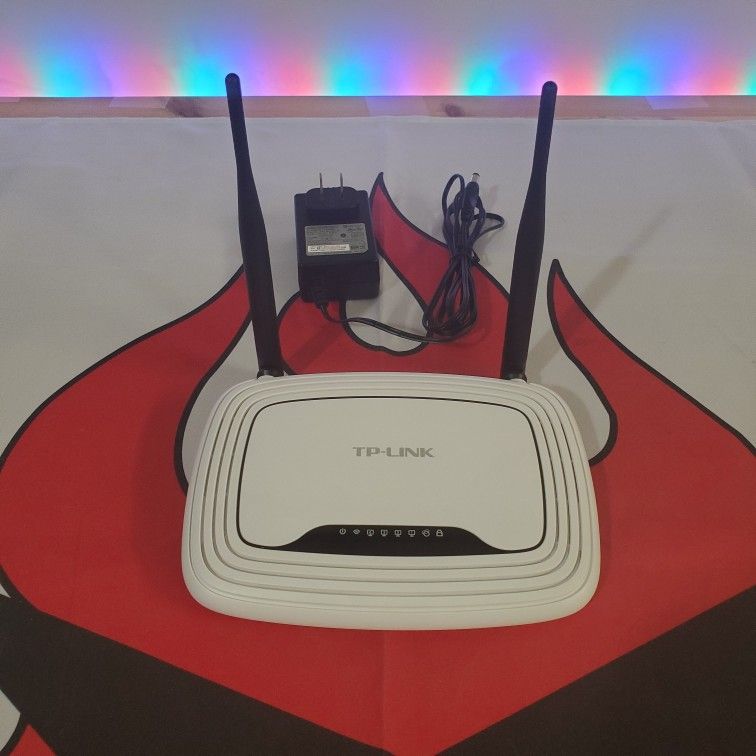 TP-Link TL-WR841N 300Mbps Wireless N Router Ver. 9