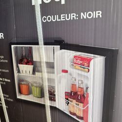 New Mini Fridge 