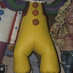 Captain Spaulding.  Clowns .. IT .. house of 1000 corpses