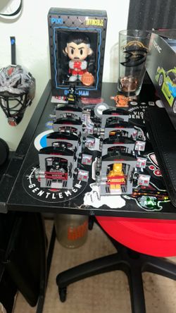 Lego minifigs for sale