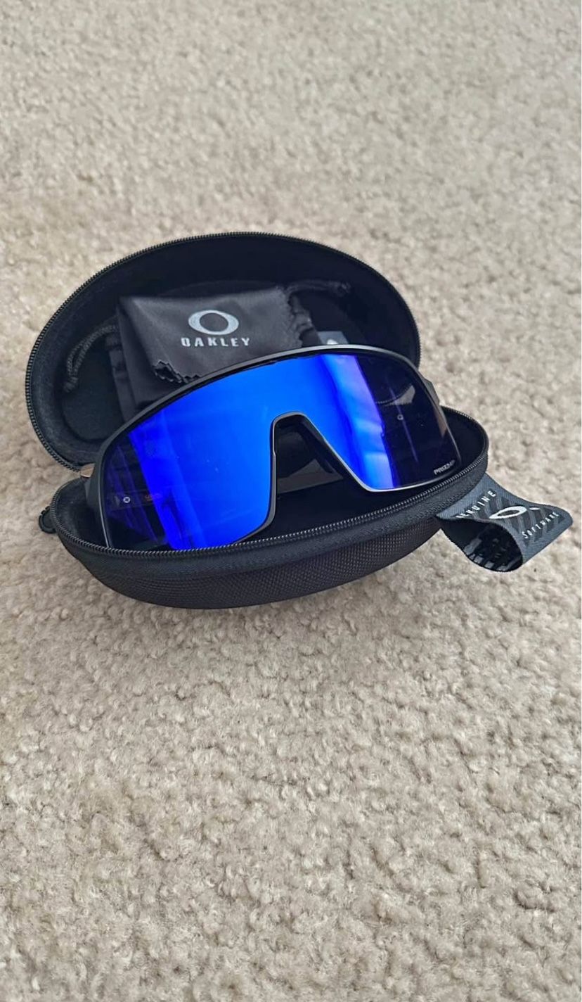 Oakley Sutro’s Sunglasses - Sapphire Primz Lens