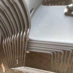 10 Stackable Chairs