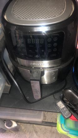 Robotic vacuum cleaner