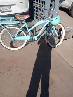 27 In Women's Beach Cruiser 