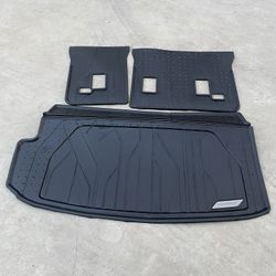 OEM GM 2018-2023 Chevy Traverse All Weather Cargo Liner Black (contact info removed)6