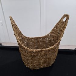 16" Tall Seagrass Tote Basket