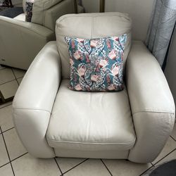 Beautiful Leather Couch 