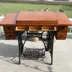 1924 SINGER SEWING 🧵 MACHINE