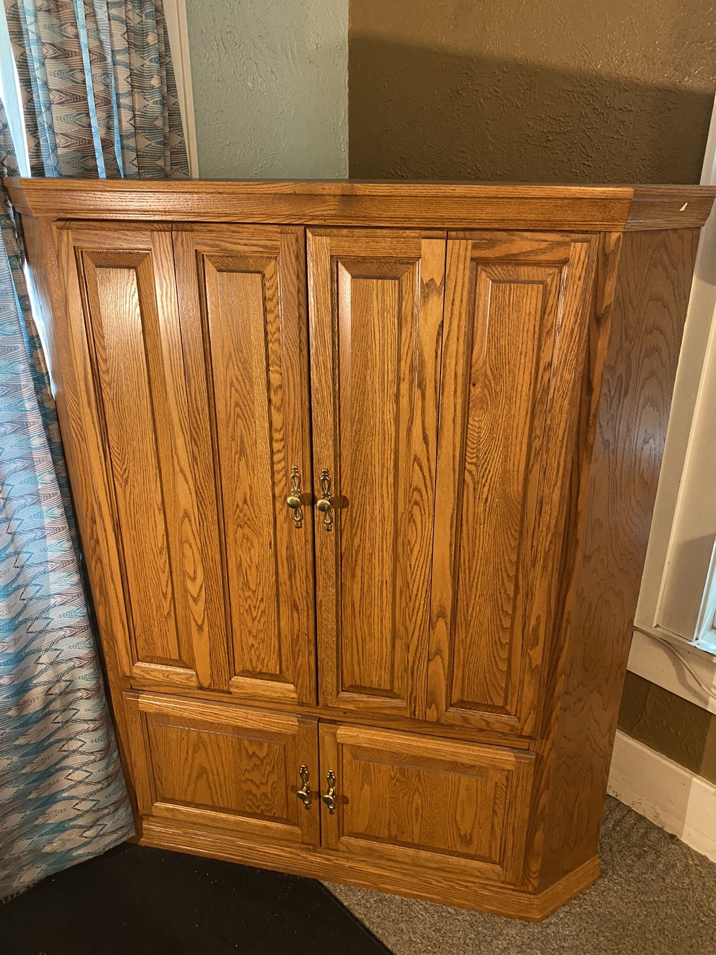 Wooden Corner Piece Tv Hutch