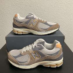 New Balance 2002R Mushroom Hazy Peach