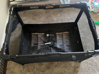 Baby playpen