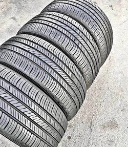 235/45:18 Hankook 📍📍 Vendo un set de llantas con 80% de vida las 4 📍🌟 $160