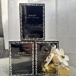 Marc Jacobs Daisy Eau De Toilette, for Women, 1.7 Oz